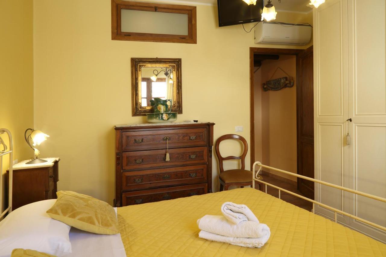 Casa Antico Borgo Cuseni Lägenhet Taormina Exteriör bild